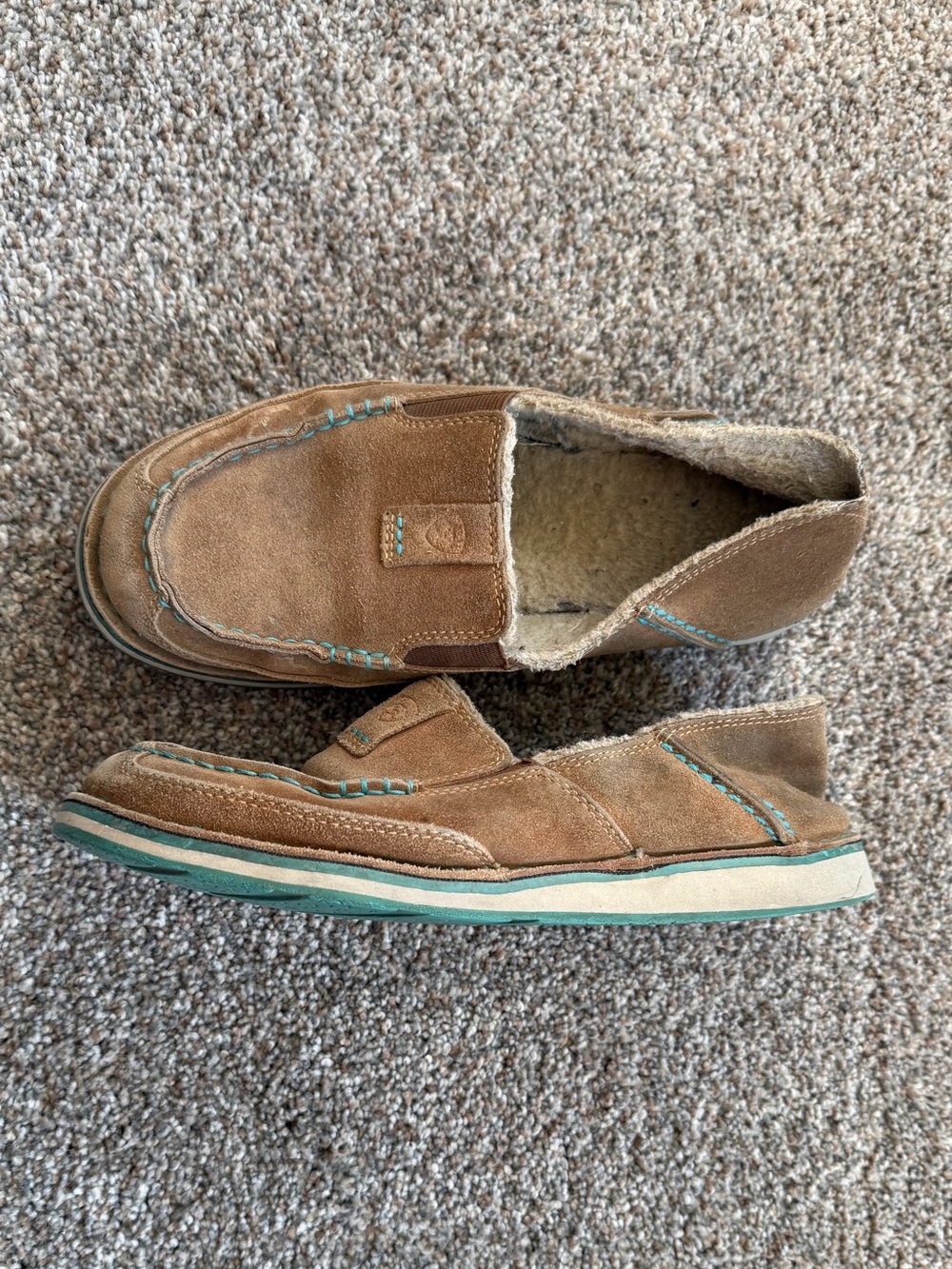 Ariay Brown Suede Slip-On Casual Shoe with Sherpa Lining Womens Size 7.5